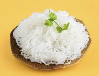 Bún Thêm - 10.000 ₫ tại Lộc Rừng Food - Gỏi Đu Đủ Tôm Gà Xé & Súp Gà Hầm Nấm - Đường Số 47