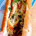Hình ảnh Bánh mì trứng chả ruốc