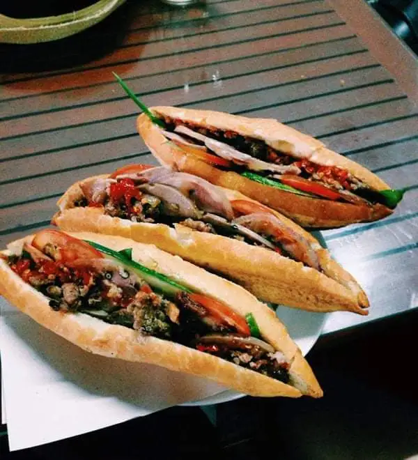 Hình ảnh Bánh Mỳ Đặc Biệt