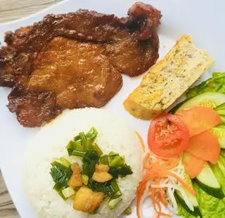 Cơm tấm sườn chả - 60.000 ₫ tại Cơm Tấm Sao Mai