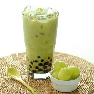 Trà sữa kiwi trân châu có topping - 32.000 ₫ tại ToCoBinBin - Tôn Đản