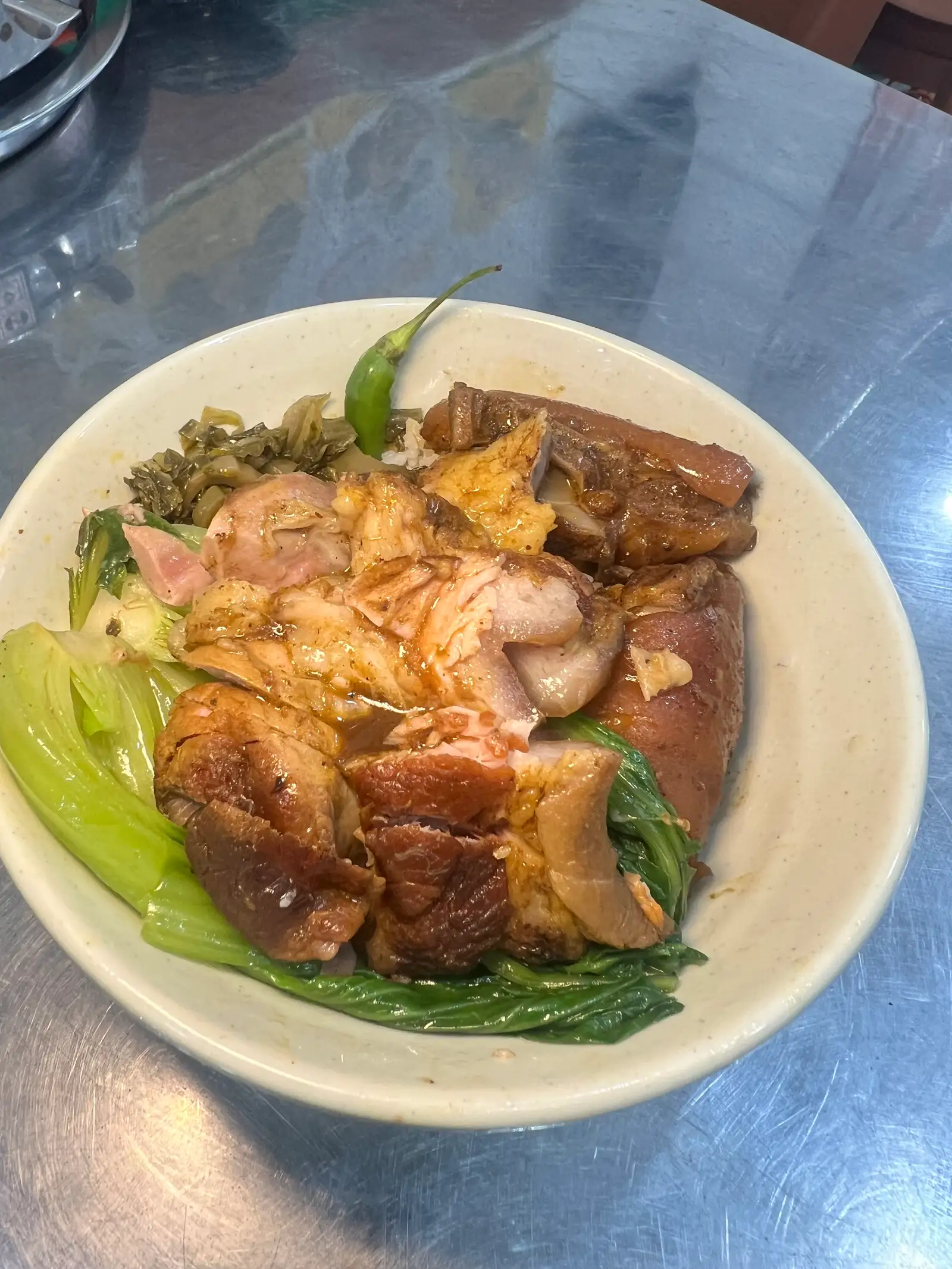 Cơm Giò Heo  - 68.000 ₫ tại Cơm Singapore Hey Lu Lu - Cách Mạng Tháng 8