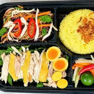 Hình ảnh Cơm gà xé