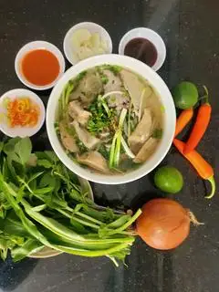Phở gân+viên - 47.000 ₫ tại Phở Hiền - Phạm Thế Hiển