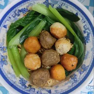 Hình ảnh Mì trộn cá viên