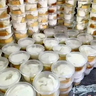 Hình ảnh Rau câu flan dừa mini