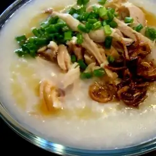 Cháo gà nấm - 40.000 ₫ tại Cháo Cay Cô Mai - Võ Duy Ninh