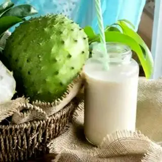 Sinh tố mãng cầu - 50.000 ₫ tại Hủ Tiếu Nam Vang Nhân Quán - Cách Mạng Tháng 8