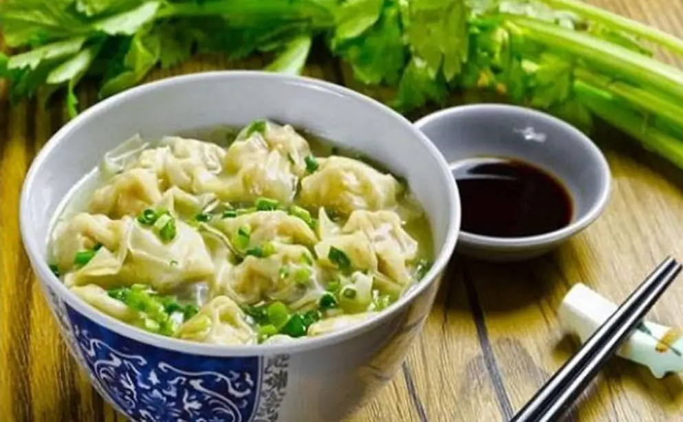 Hoành Thánh  - 69.000 ₫ tại Hủ Tiếu Nam Vang Phúc Lộc Thọ - Nguyễn Thị Tú