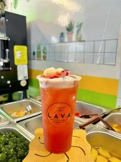 Trà dâu mix vải - 35.000 ₫ tại Tiệm Trà The Lava - Cộng Hòa