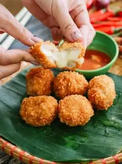 Hình ảnh 5 chiếc bánh gà pho mai