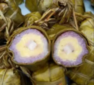 Hình ảnh Bánh tét đậu mở