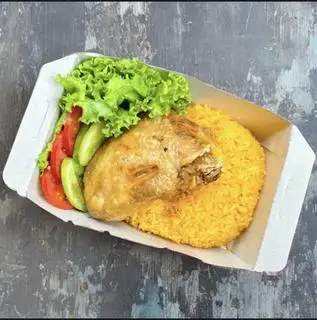 Má đùi xối mỡ - fried chicken thigh - 63.000 ₫ tại Cơm Bento, Đùi Gà Xối Mỡ & Cơm Thố - Đỗ Thị Lời