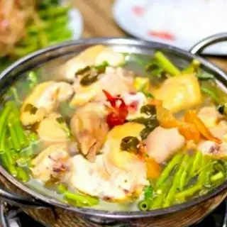 Lẩu gà lá giang - size nhỏ - 230.000 ₫ tại Lẩu Gà Lá É Phú Yên - Tô Hiệu