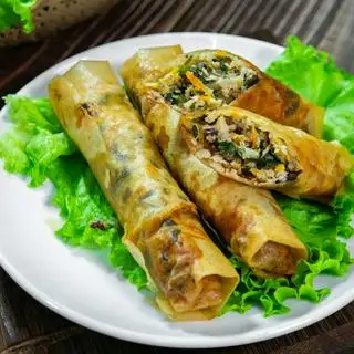 Chả giò - 18.000 ₫ tại Bún Chả Hà Nội Tiến Bún - Nguyễn Văn Lượng