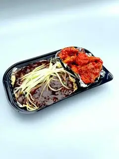 Set mì tương đen mix gà không xương  - 89.000 ₫ tại Gà Rán Sweet Chicken - Kỳ Đồng