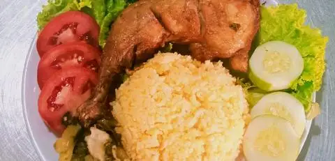 Hình ảnh Cơm Gà Xối Mỡ Ô Ngon