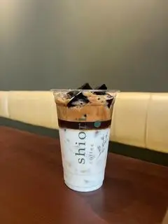 Hình ảnh Latte hạnh nhân