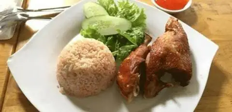 Cơm Gà Xối Mỡ Minh Thư 3 - Tô Ngọc Vân - Cơm/Cơm tấm gần bạn