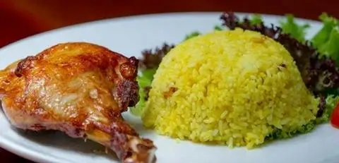 Nguyễn Gia - Cơm Gà Xối Mỡ & Trà Sữa - Bông Sao - Cơm/Cơm tấm gần bạn