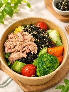 Hình ảnh Cơm cá ngừ rong biển