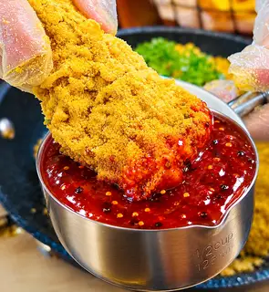 Hình ảnh Gà sốt cay ngọt Hàn Quốc