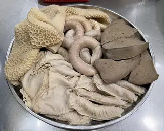 Lòng bò tươi - 229.000 ₫ tại PHÁ LẤU NHÀ NẤU - Bến Vân Đồn