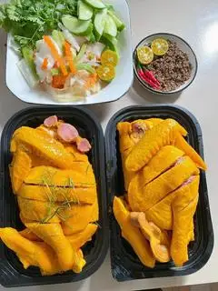 Gà ủ muối nguyên con không đầu không chặt - 239.000 ₫ tại Bé Bơ Food - Gà Ủ Muối - Thoại Ngọc Hầu