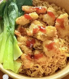 Hình ảnh Mì trộn gà viên