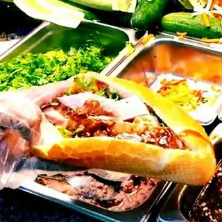 Bánh mì heo quay - 35.000 ₫ tại Bánh Mì Heo Quay Đại Dương - Cộng Hòa