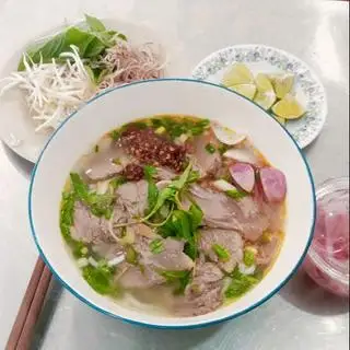 Bún Bò Tái - 50.000 ₫ tại Bún Bò Huế 75 - Đường 297