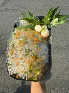 Hình ảnh Bánh Tráng Trộn Mỡ Hành 