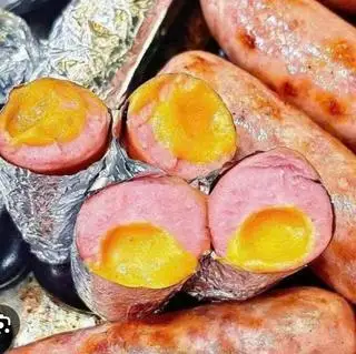 Hình ảnh xúc xích nứớng giấy bạc nhân phô mai