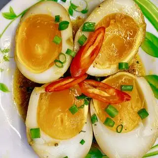 Trứng kho lòng đào - 15.000 ₫ tại Cơm Tấm Sao Mai
