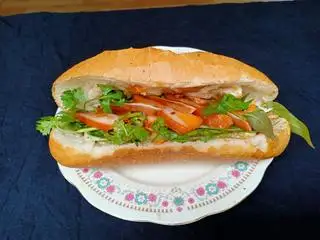 Bánh mì phá lấu - 28.000 ₫ tại Bánh Mì Thịt Nướng - Nguyễn Trọng Tuyển 