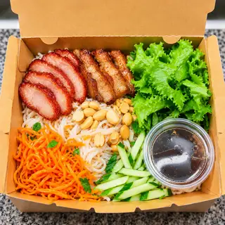 Hình ảnh Bún trộn đặt biệt