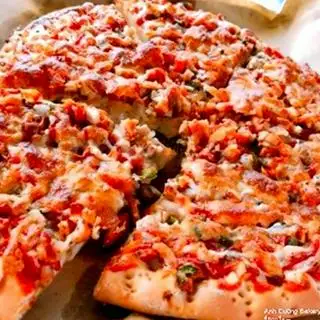 Pizza Cắt Miếng - 25.000 ₫ tại Tiệm Bánh Kem Gia Bảo - Phổ Quang