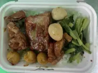 Cơm Sườn rim trứng cút - 60.000 ₫ tại Hương Quán - Bún Bò, Bánh Canh Cua & Cơm Trưa - Tôn Đản