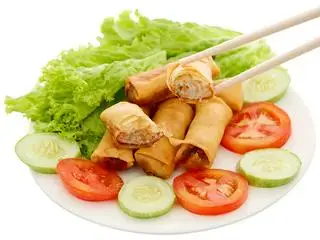 Chả giò da xốp tôm thịt (Mới) - 22.000 ₫ tại Cá Viên Chiên & Mì Trộn Chảo Lửa 1 - Đường 2