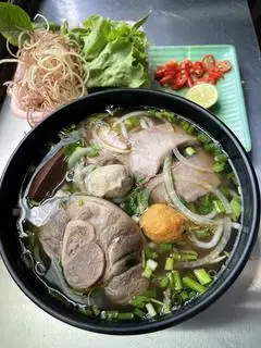 Hình ảnh Bún bò Huế