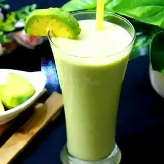 Sinh tố bơ/ sinh tố bơ rau má - 50.000 ₫ tại Clover Coffee - Sinh Tố & Nước Ép - Phạm Viết Chánh
