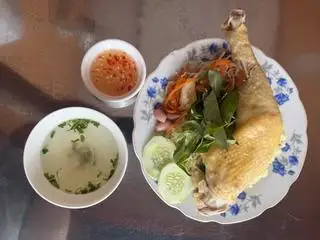 Hình ảnh Cơm Đùi gà lớn (đùi ngang)