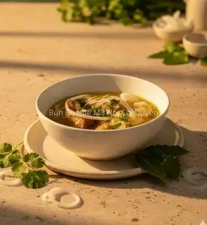 Chén mỡ nổi thêm - 25.000 ₫ tại Bún Bò Huế Mỡ Nổi Chị Duyên - Âu Dương Lân