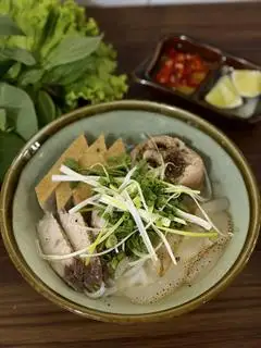 Bánh Canh Đặc Biệt - 65.000 ₫ tại Quán Phan Rang Tháp Chàm - Bánh Căn - Hùng Vương