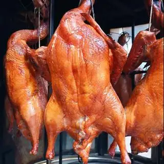 Hình ảnh Vịt quay nguyên con+Canh măng 