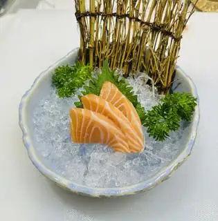 Hình ảnh Sashimi cá hồi Na Uy 3 miếng