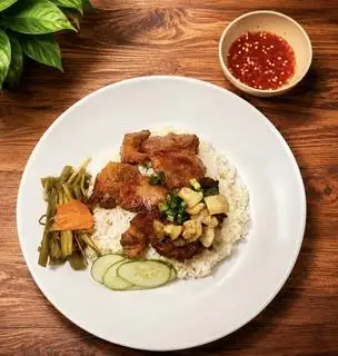 Cơm sườn ngũ vị - 48.000 ₫ tại Cơm Tấm Nguyên Hồng - Cơm Tấm Long Xuyên, Cơm Tấm Sườn & Cơm Tấm Bì Chả - Cao Lỗ