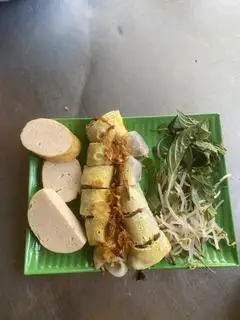 Bánh cuốn trứng chả  - 40.000 ₫ tại Bánh Cuốn Nhật Long - Tạ Quang Bửu