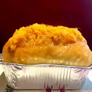 Hình ảnh Bánh Mì Phô Mai Trứng Muối Chà Bông Cay