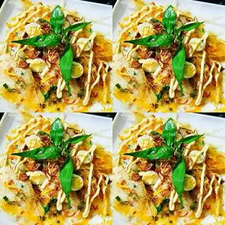 Hình ảnh Bánh Tráng Trộn Full Topping - 1 Phần